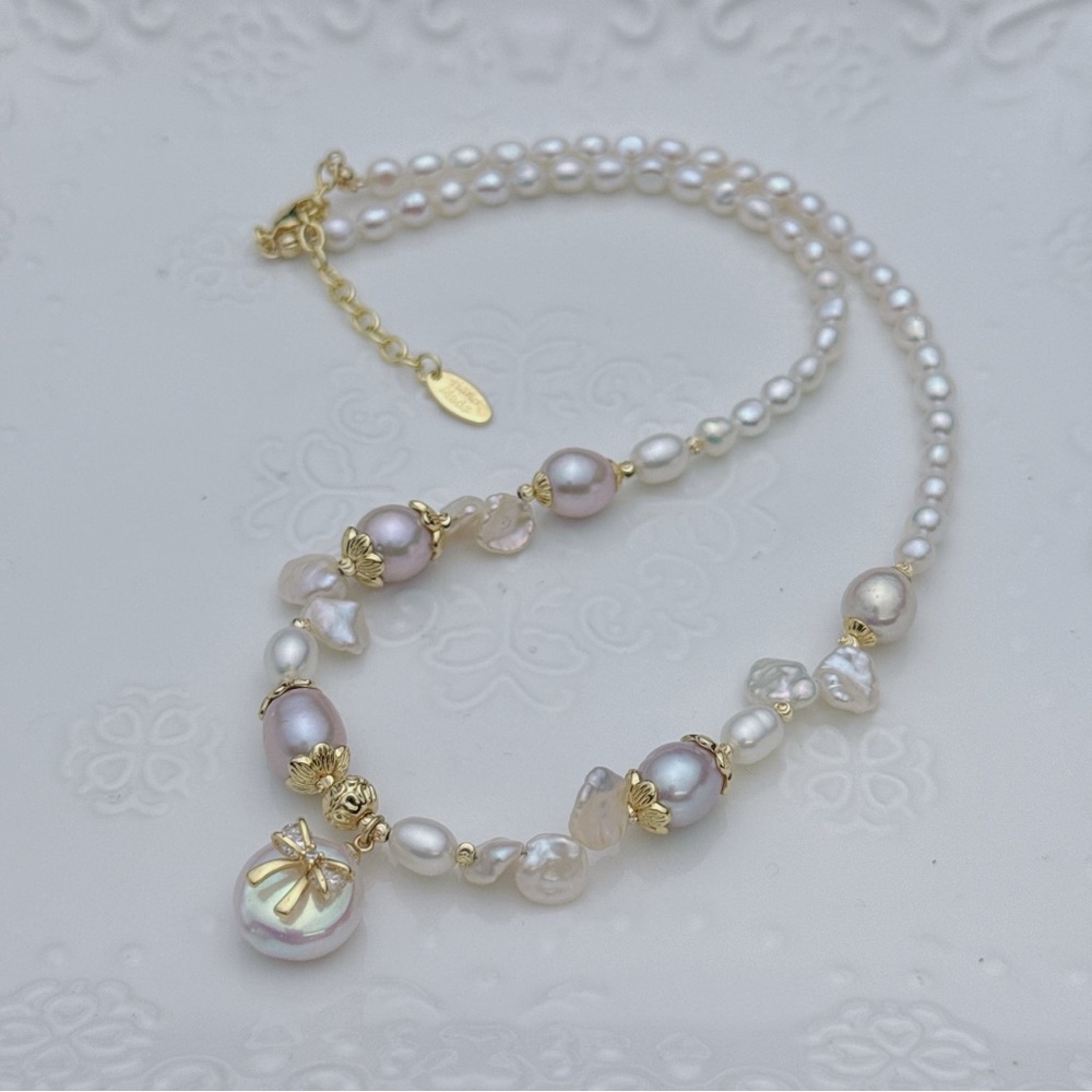 X515 Handmade Freshwater Baroque Pearl Necklace - Picture 4 of 8